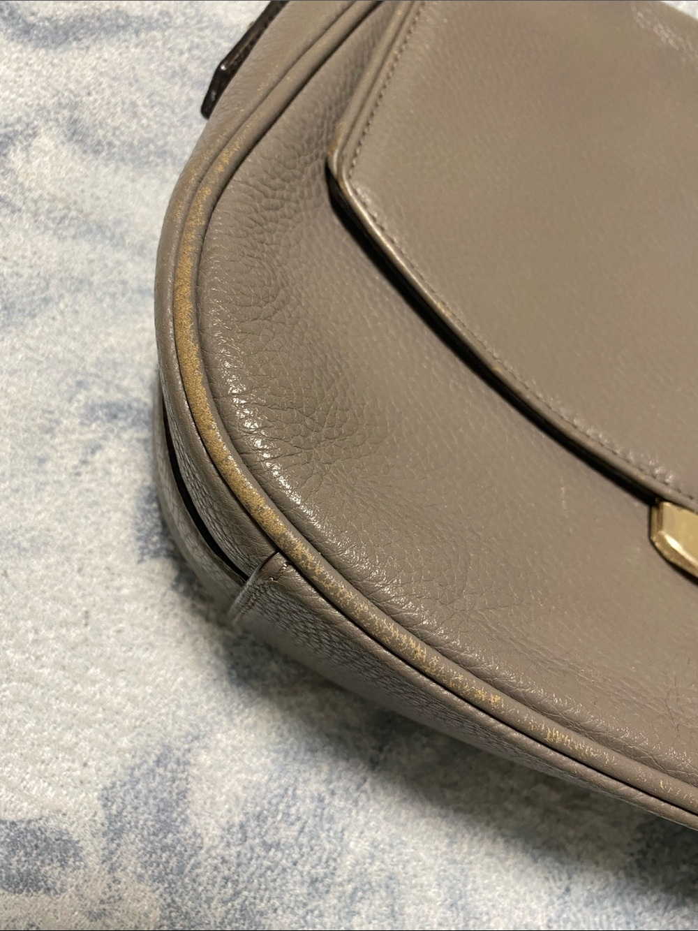 kate spade gray pebble leather crossbody with gold hardware - Picture 5 of 8